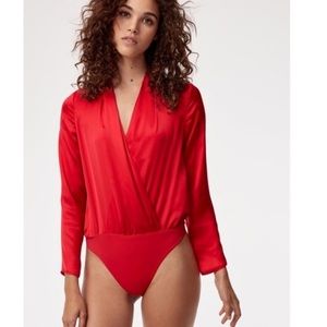 Aritzia (Talula) Crossover Bodysuit in Red NWT
